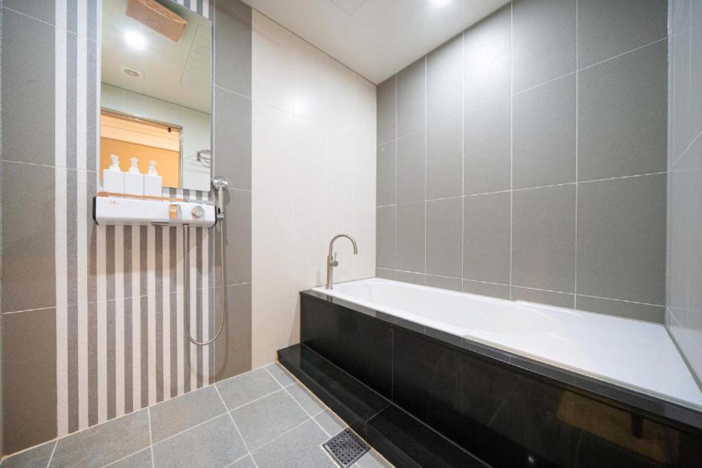 Hotel Core Naju 外观 照片